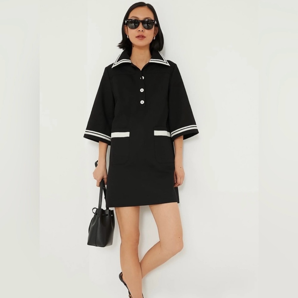 Pomander Place Elegant Black Garment